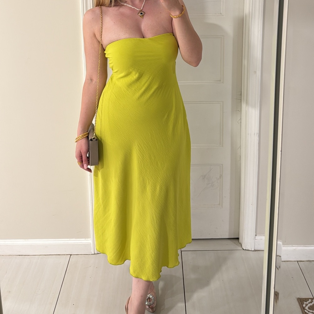 See You Monday Vibrant like green/Yellow Strapless Dress